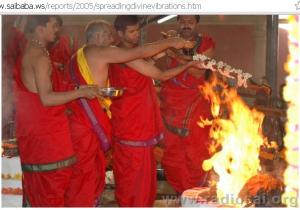 Hindu Priests offering 