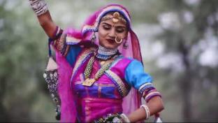 Indian-women-dance