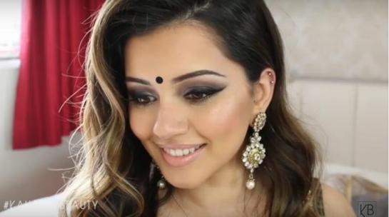 Hindu-Diwali-Make-up-Fashion-Indian-Women-FEstival (6)
